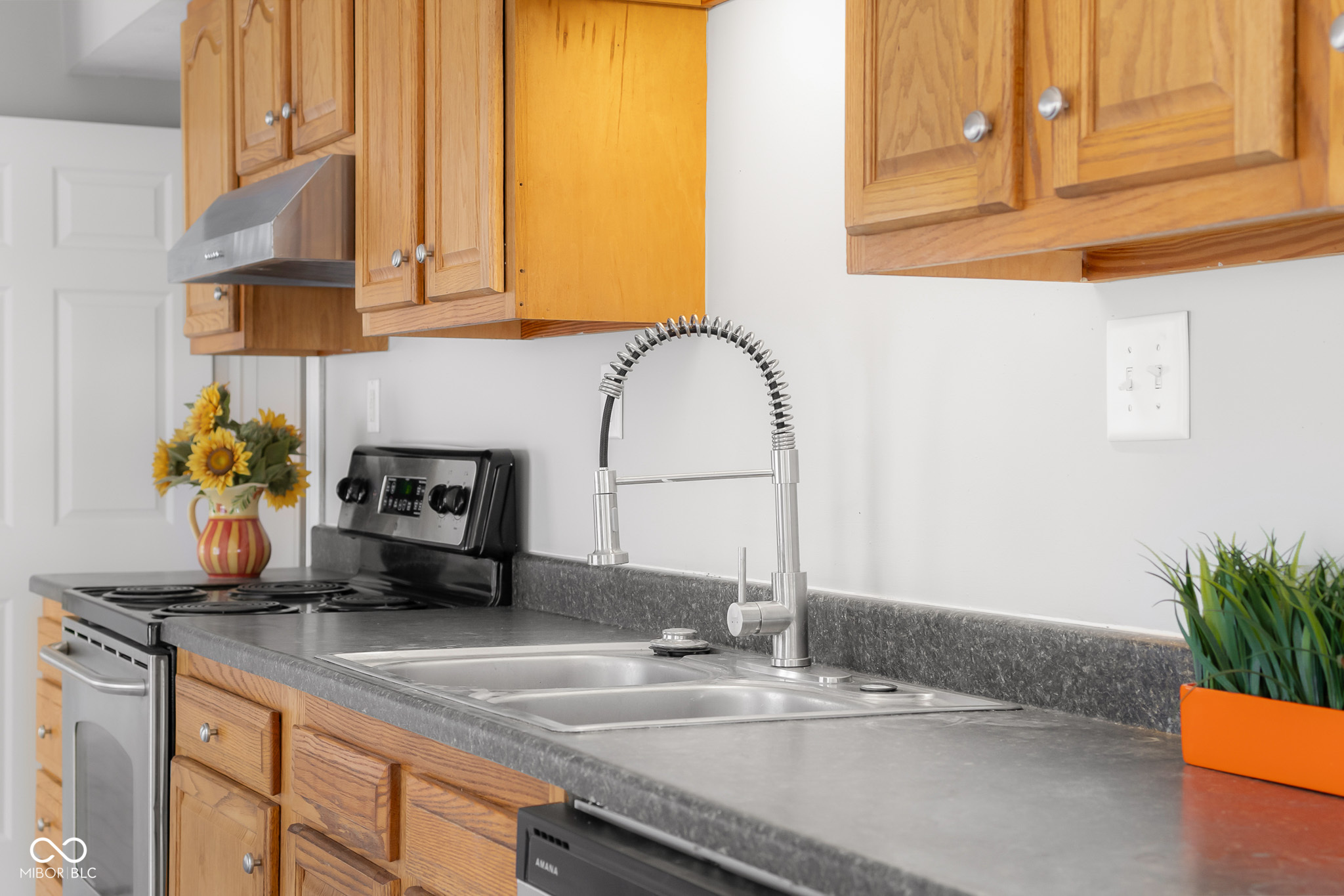 5974 South Jonesville Road Columbus, IN 47201 - Photo 11 of 56