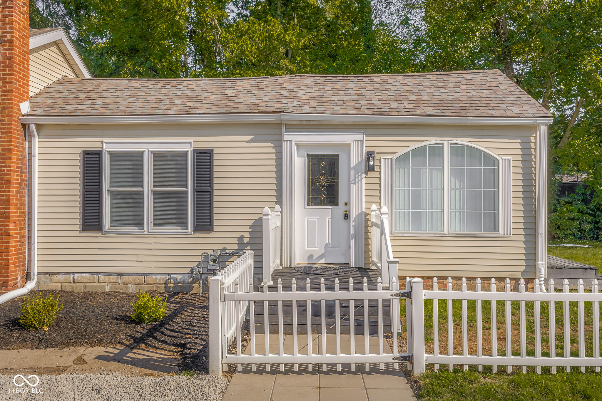 5974 South Jonesville Road Columbus, IN 47201 - Photo 4 of 56