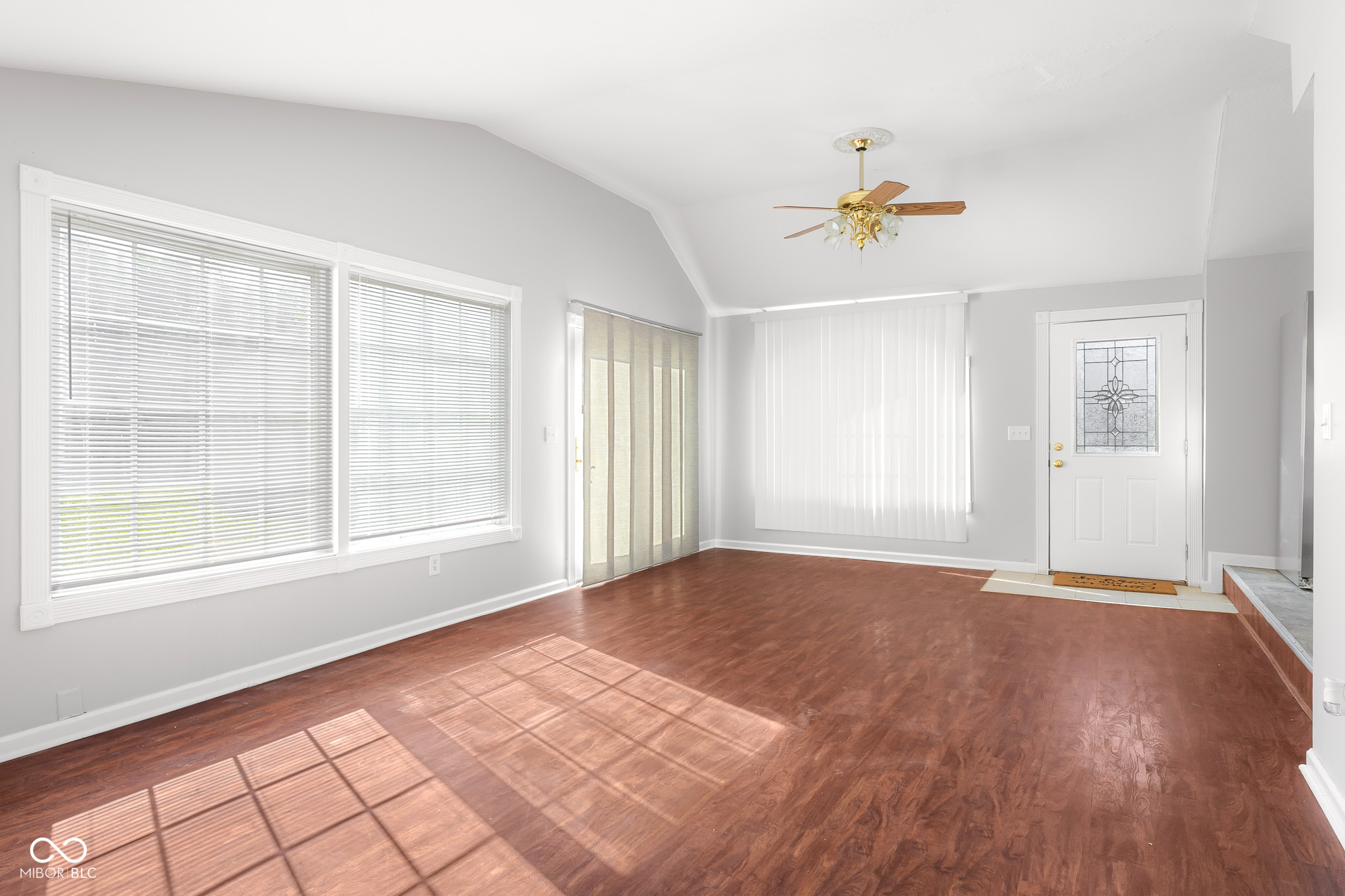 5974 South Jonesville Road Columbus, IN 47201 - Photo 6 of 56