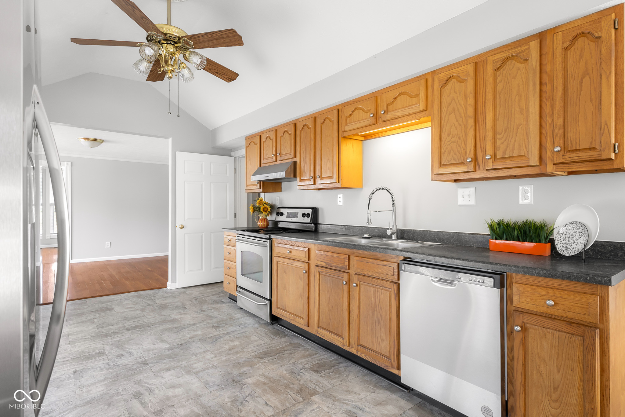 5974 South Jonesville Road Columbus, IN 47201 - Photo 10 of 56