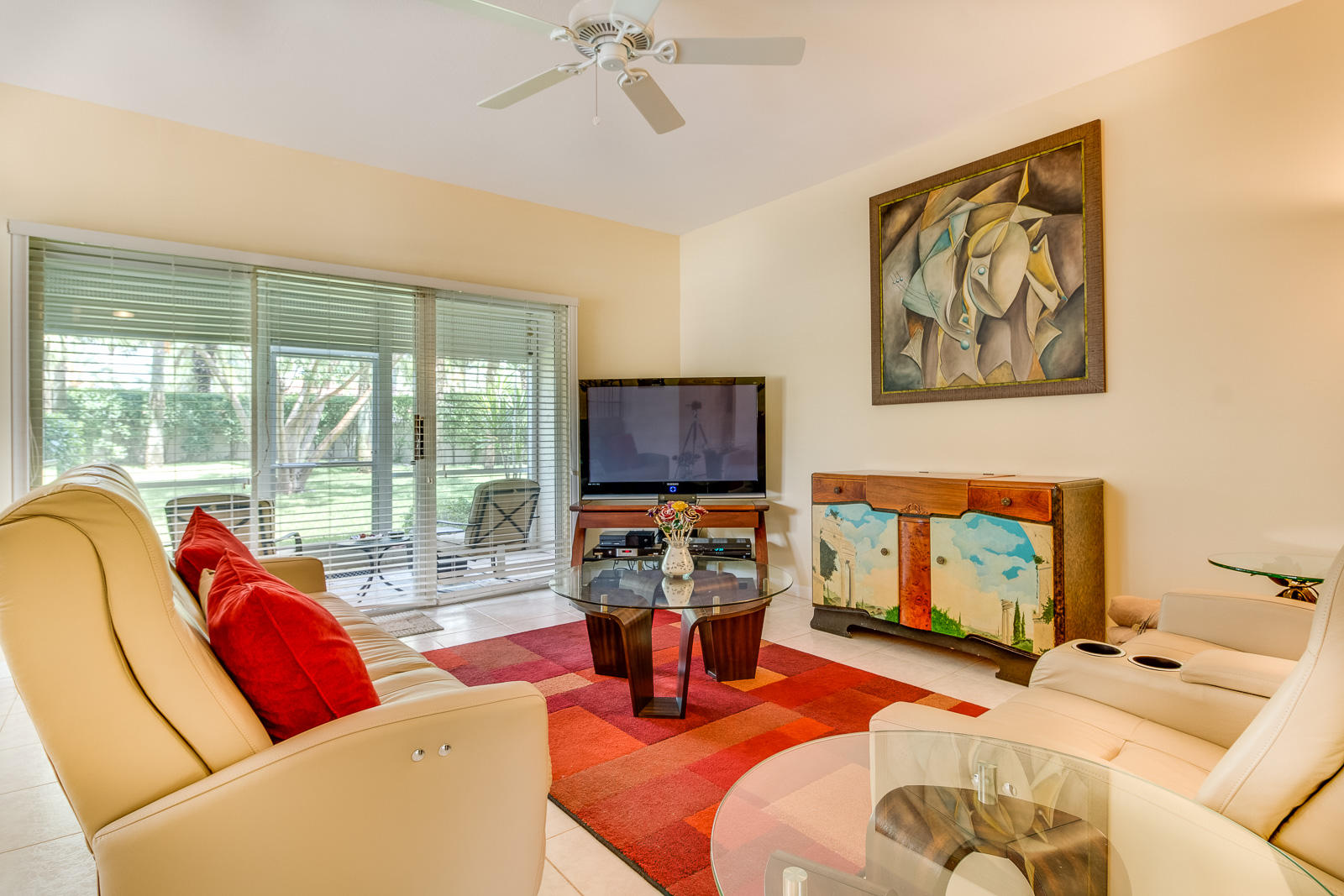 6502 Via Regina Boca Raton, FL 33433 - Photo 11 of 35 Living Room