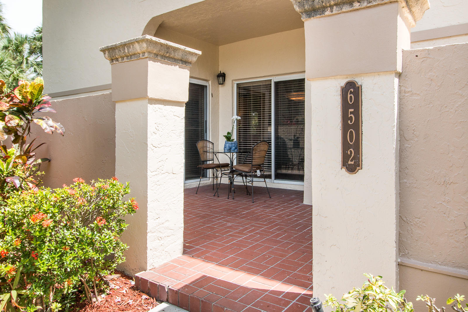 6502 Via Regina Boca Raton, FL 33433 - Photo 6 of 35 Entrance