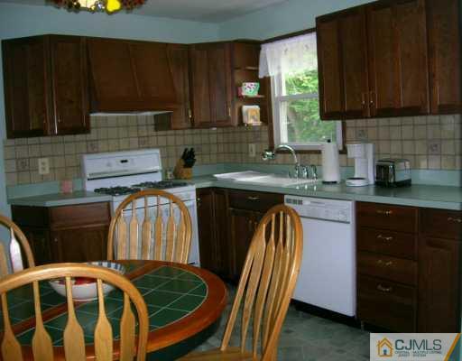 37 Piersoll Road Old Bridge, NJ 08857 - Photo 4 of 8 Gallery Image 4