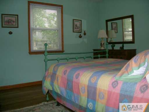 37 Piersoll Road Old Bridge, NJ 08857 - Photo 7 of 8 Gallery Image 7