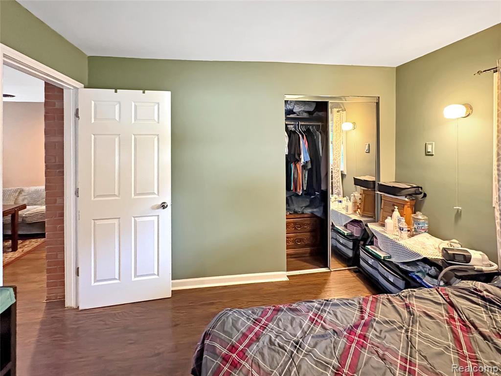 615 Senecal Street Fenton, MI 48430 - Photo 8 of 13