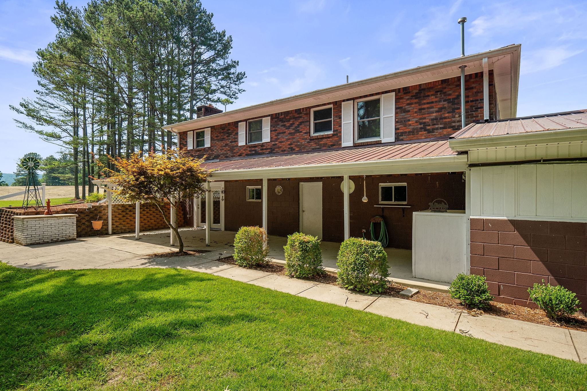 279 Barlow Road Quebeck, TN 38579 - Photo 8 of 46 Gallery Image 8