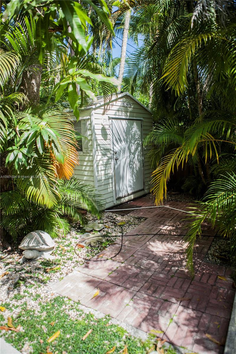 3921 Battersea Road Miami, FL 33133 - Photo 31 of 34 Gallery Image 31