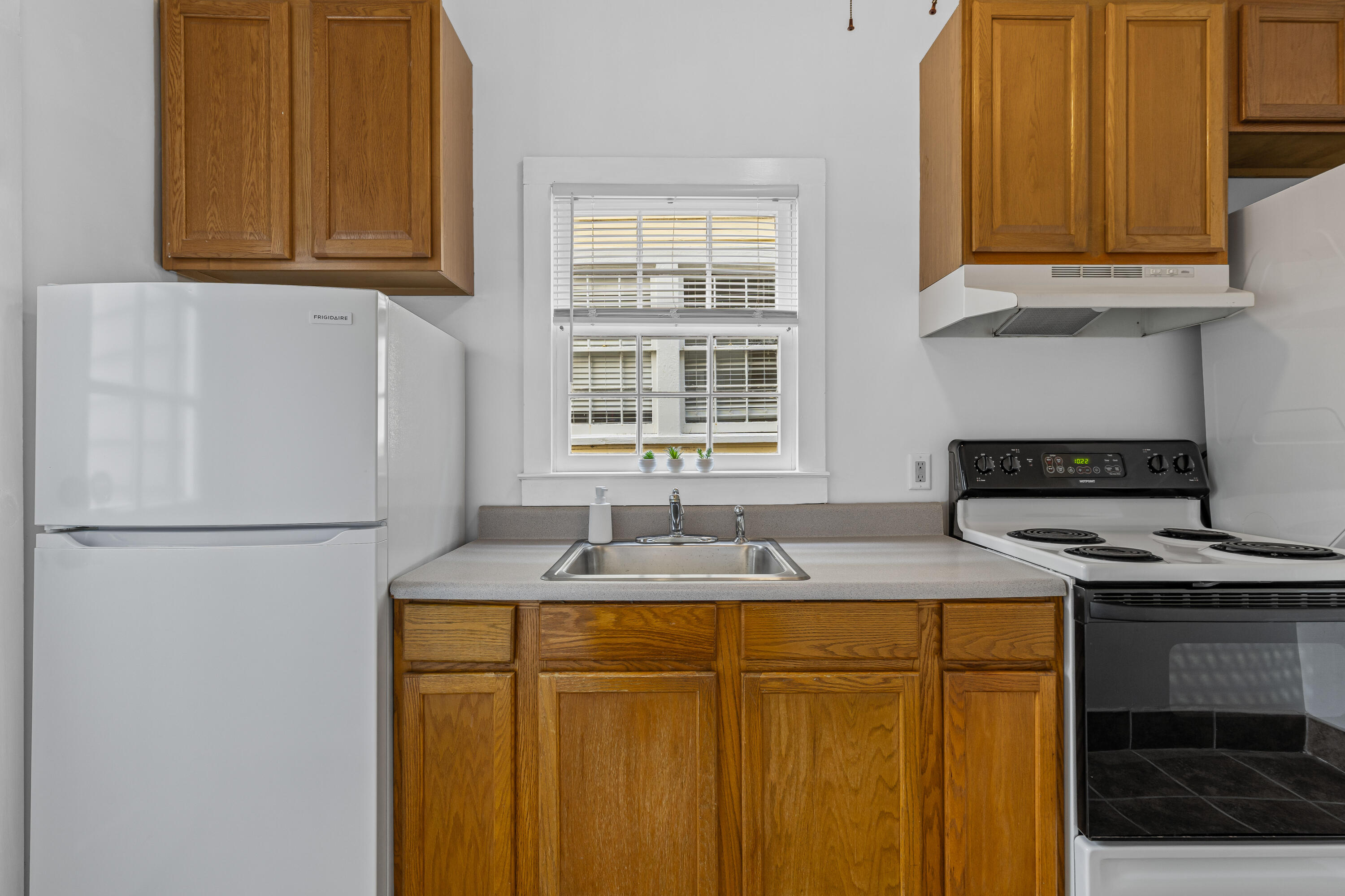 6 Ashe Street Charleston, SC 29403 - Photo 17 of 46 6A-Ashe-14