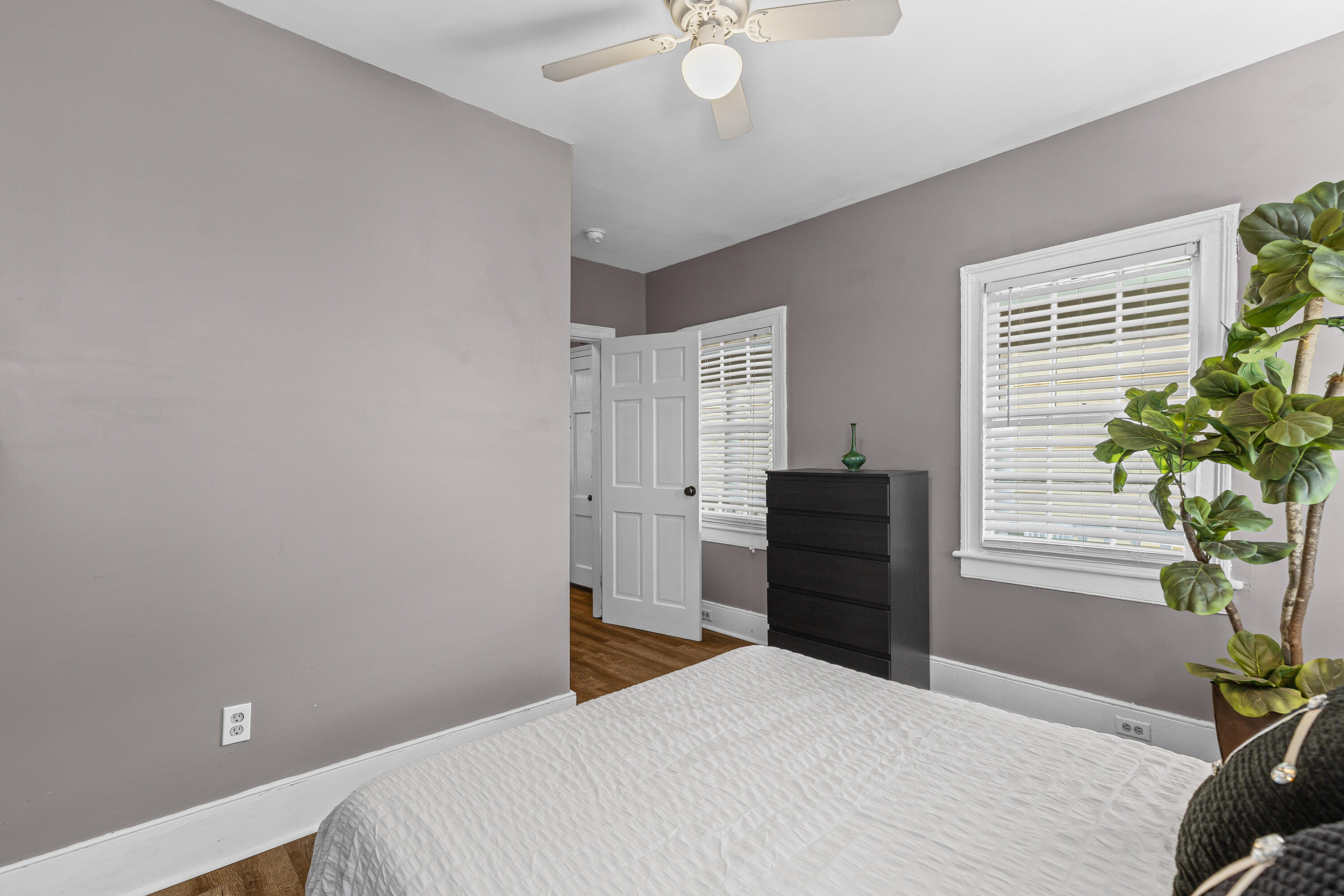 6 Ashe Street Charleston, SC 29403 - Photo 27 of 46 6B-Ashe-19