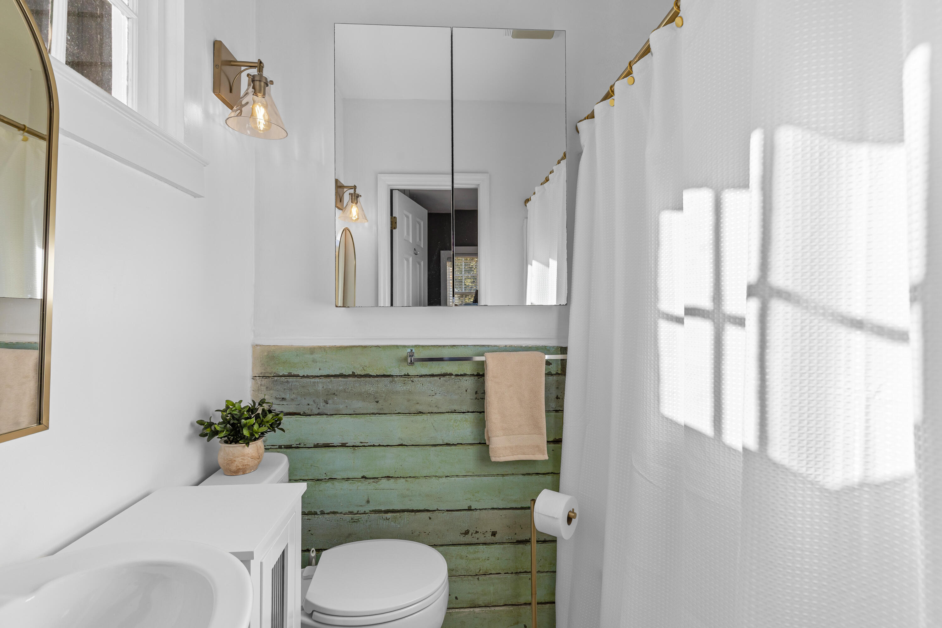 6 Ashe Street Charleston, SC 29403 - Photo 37 of 46 6-Ashe-35