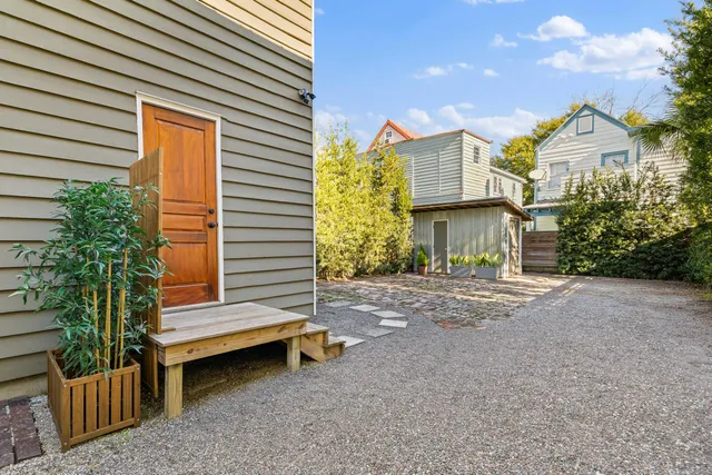 $1,895,000 | 6 Ashe Street, Charleston, SC 29403