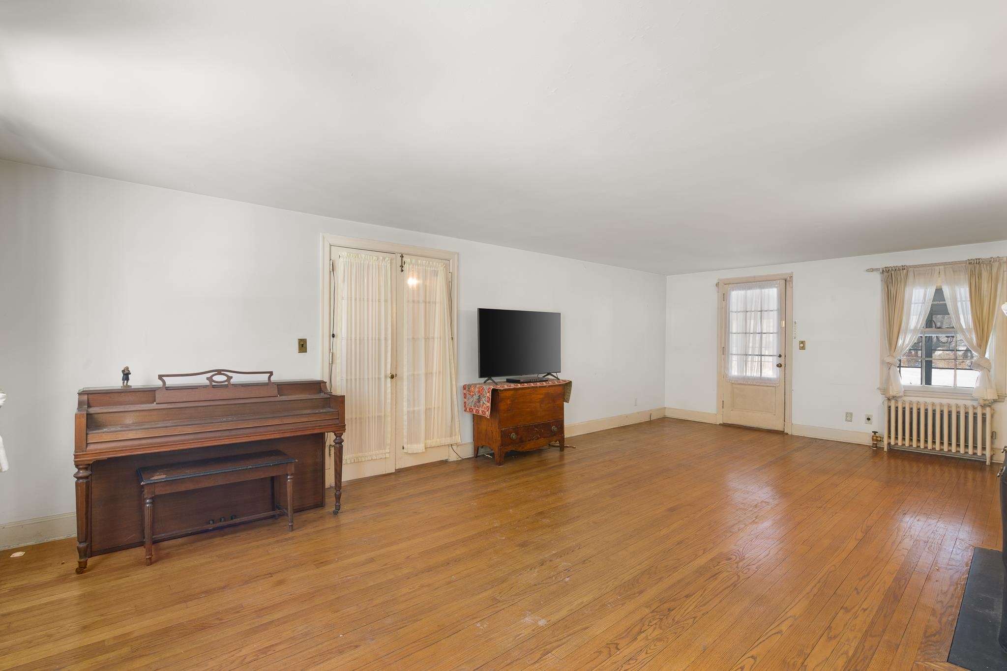 214 Putney Road Brattleboro, VT 05301 - Photo 10 of 46 Gallery Image 10