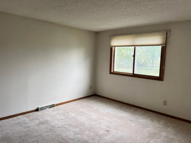 $199,900 | 2256 90th Street Southwest, Appleton, MN 56208