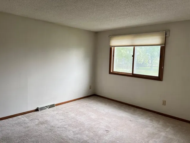 $199,900 | 2256 90th Street Southwest, Appleton, MN 56208