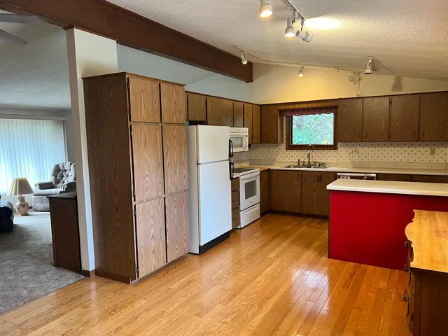 $199,900 | 2256 90th Street Southwest, Appleton, MN 56208