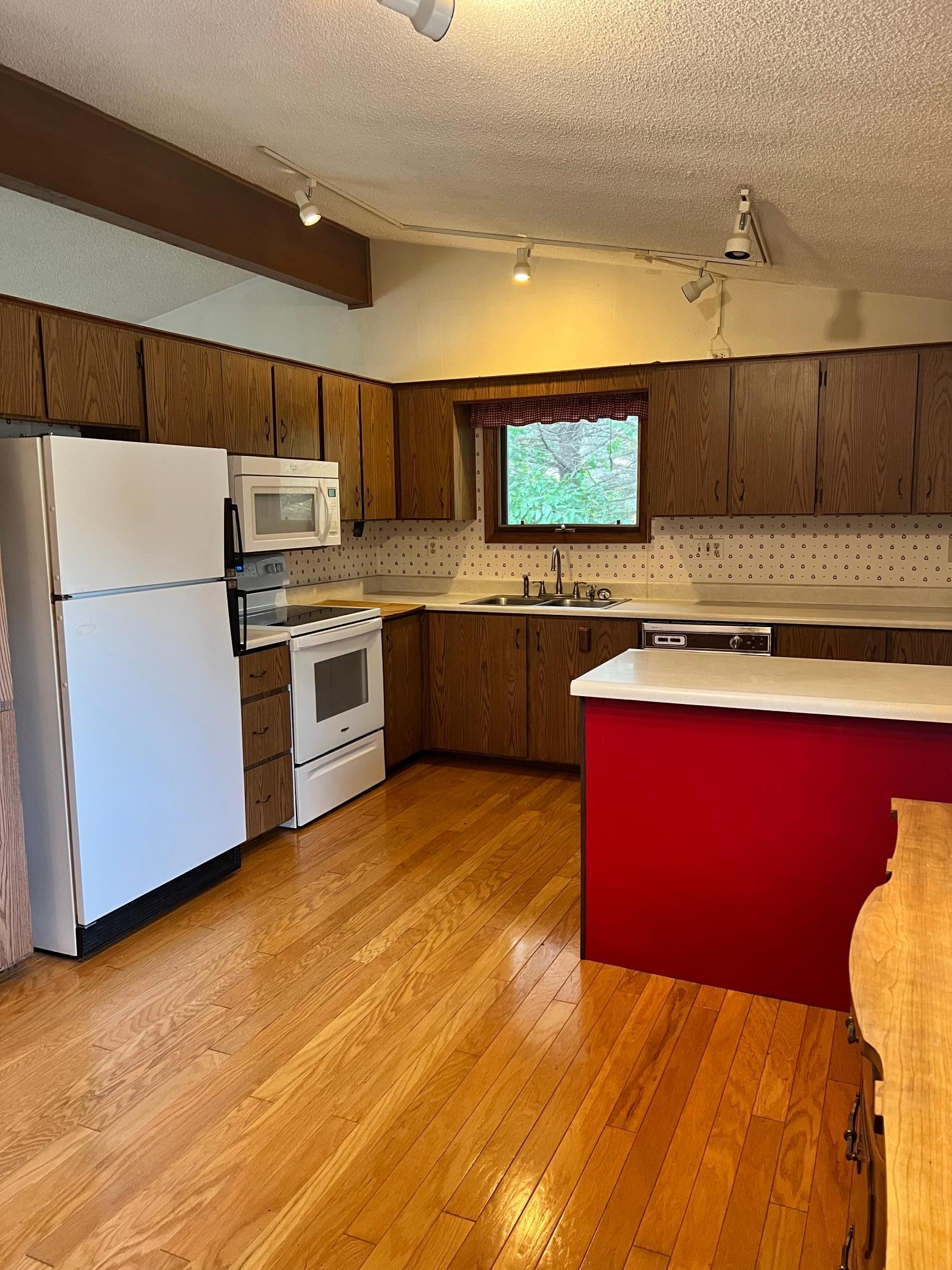 2256 90th Street Southwest Appleton, MN 56208 - Photo 10 of 48