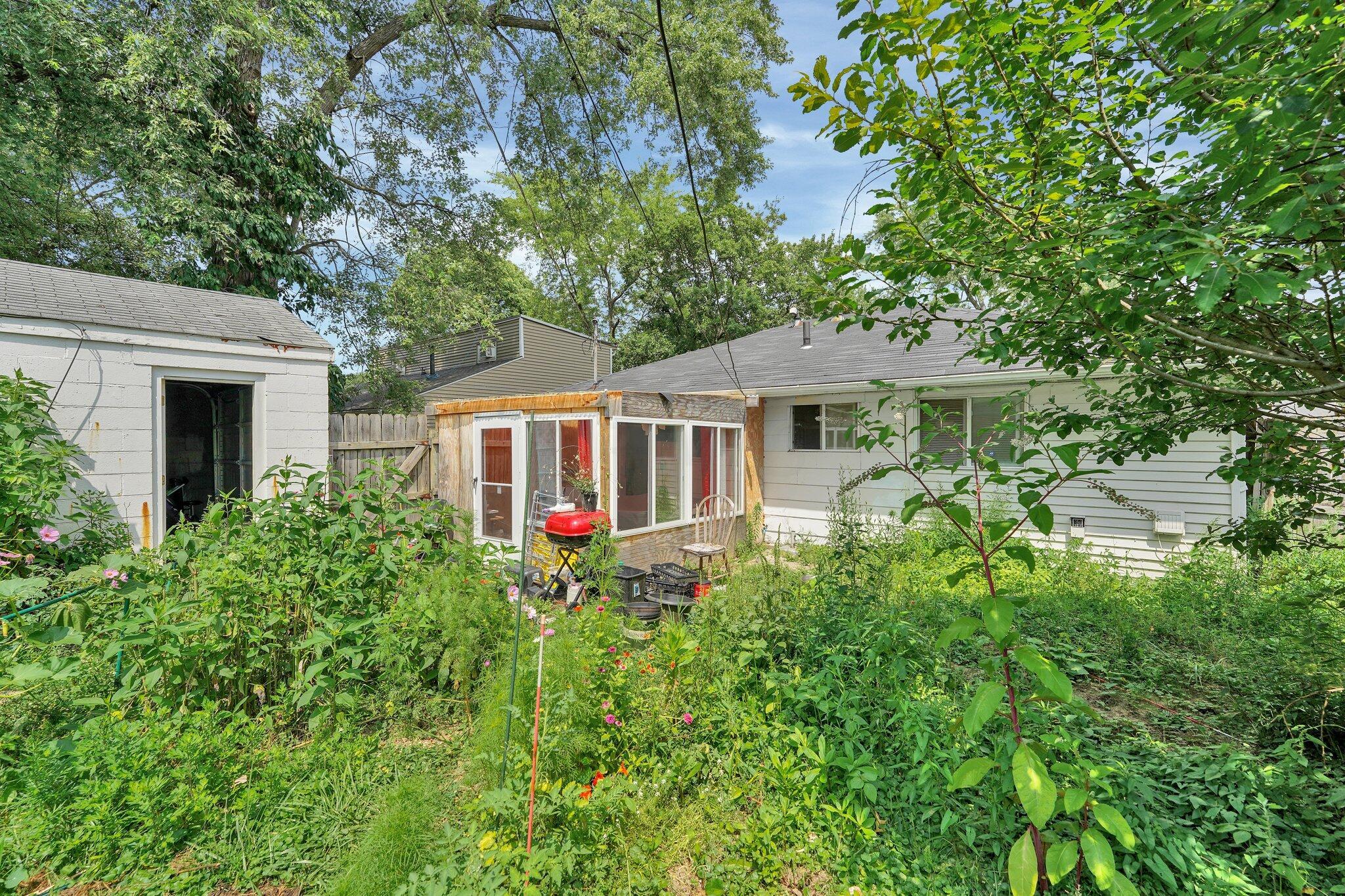 3597 Gerbert Road Columbus, OH 43224 - Photo 18 of 19 21-web-or-mls-3597-gerbert-rd