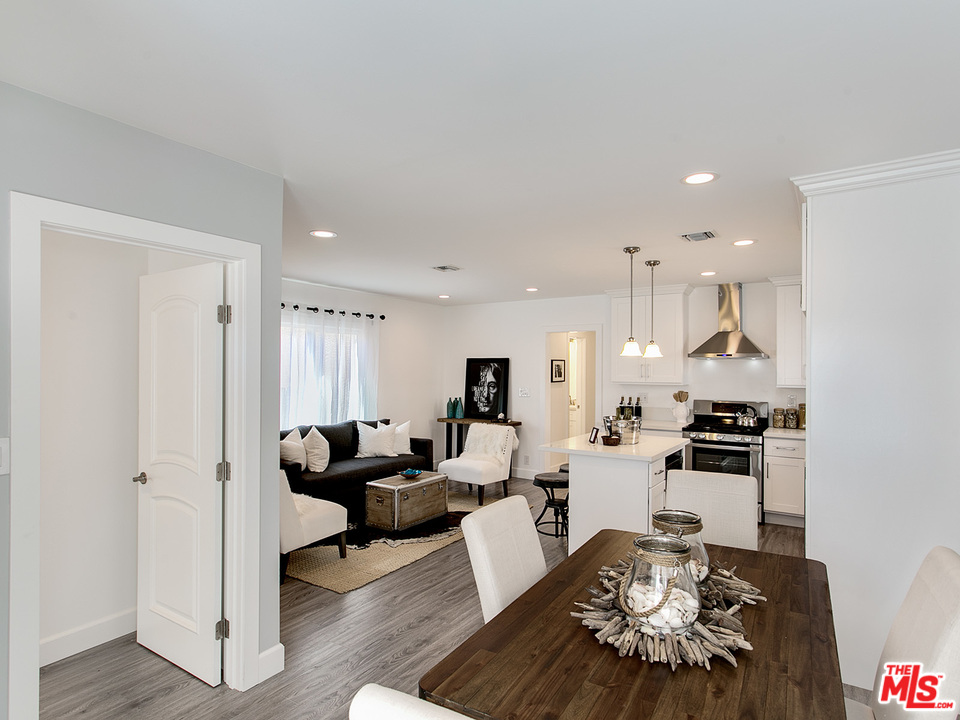 907 Burrell Street Marina del Rey, CA 90292 - Photo 7 of 25