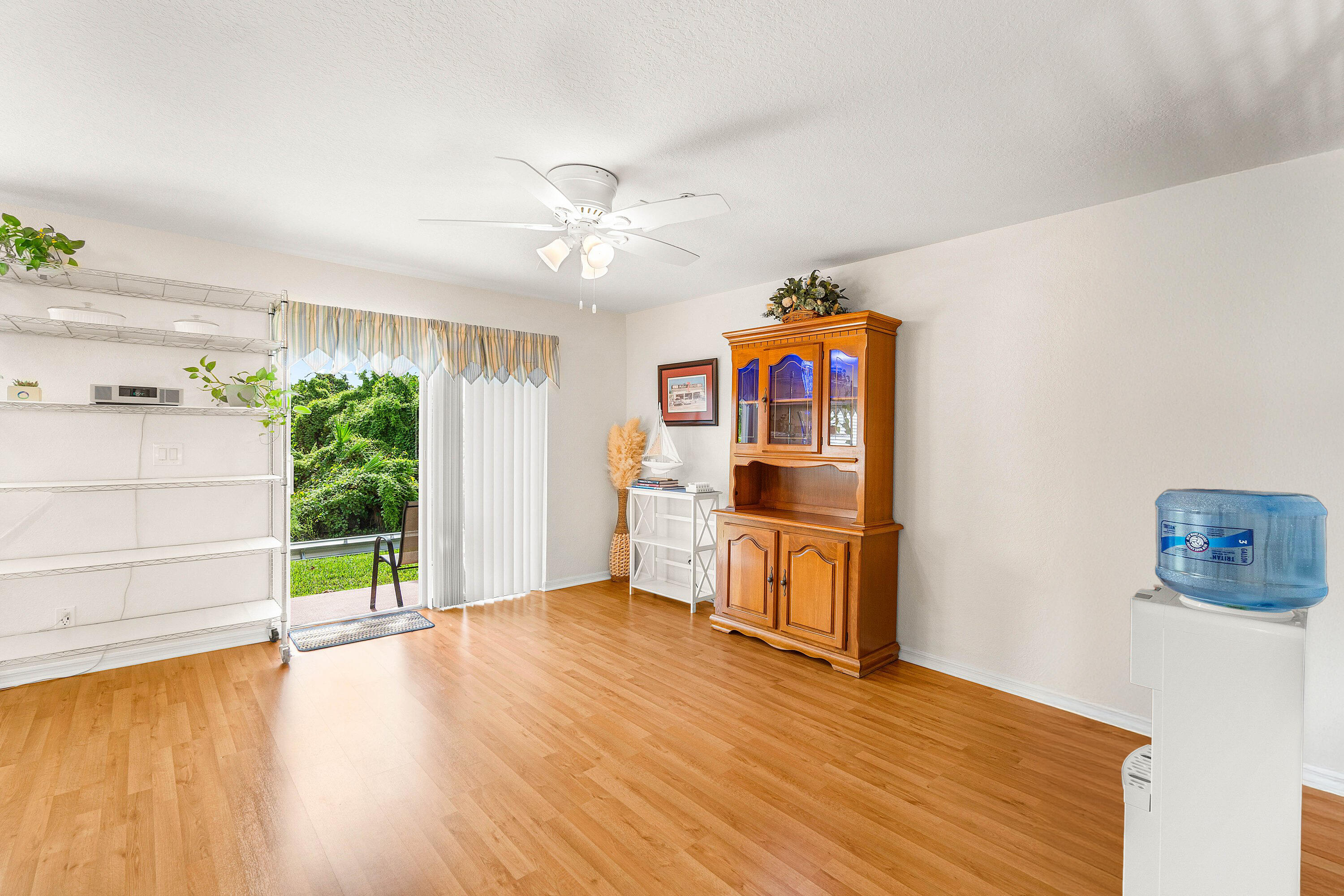 5349 Southeast Jennings Lane Stuart, FL 34997 - Photo 16 of 47 014-5349SoutheastJenningsLane-Stuart-FL-