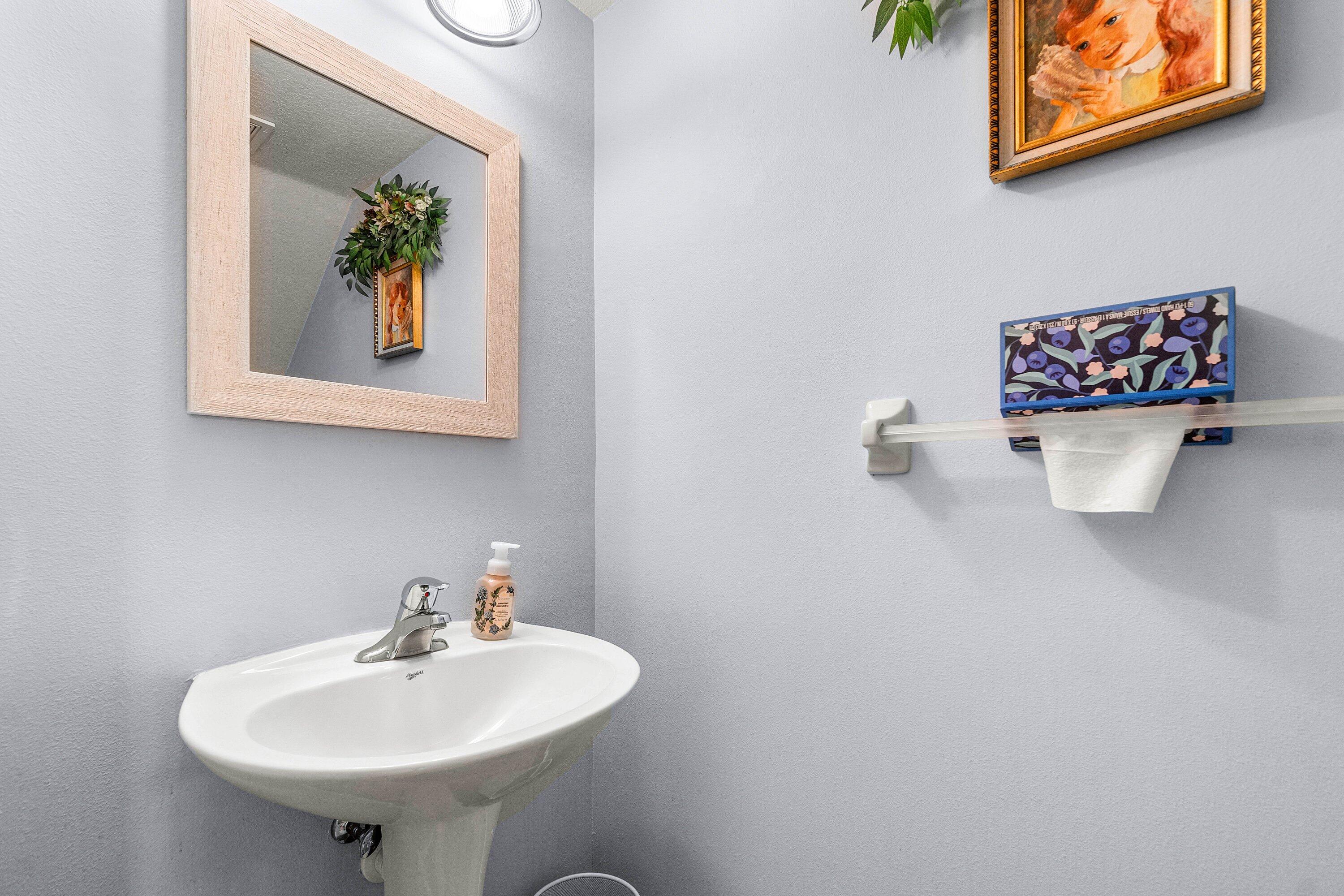 5349 Southeast Jennings Lane Stuart, FL 34997 - Photo 20 of 47 018-5349SoutheastJenningsLane-Stuart-FL-