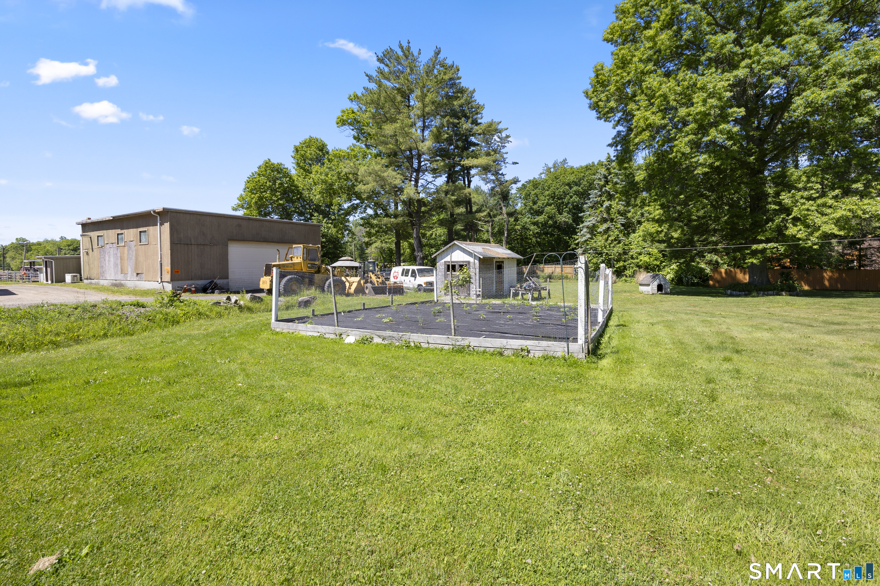 186 Schaffer Road Bethany, CT 06524 - Photo 29 of 34
