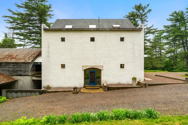 $2,500,000 | 435-437 Avery Hill Road, Alton, NH 03810