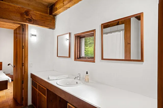 $2,500,000 | 435-437 Avery Hill Road, Alton, NH 03810