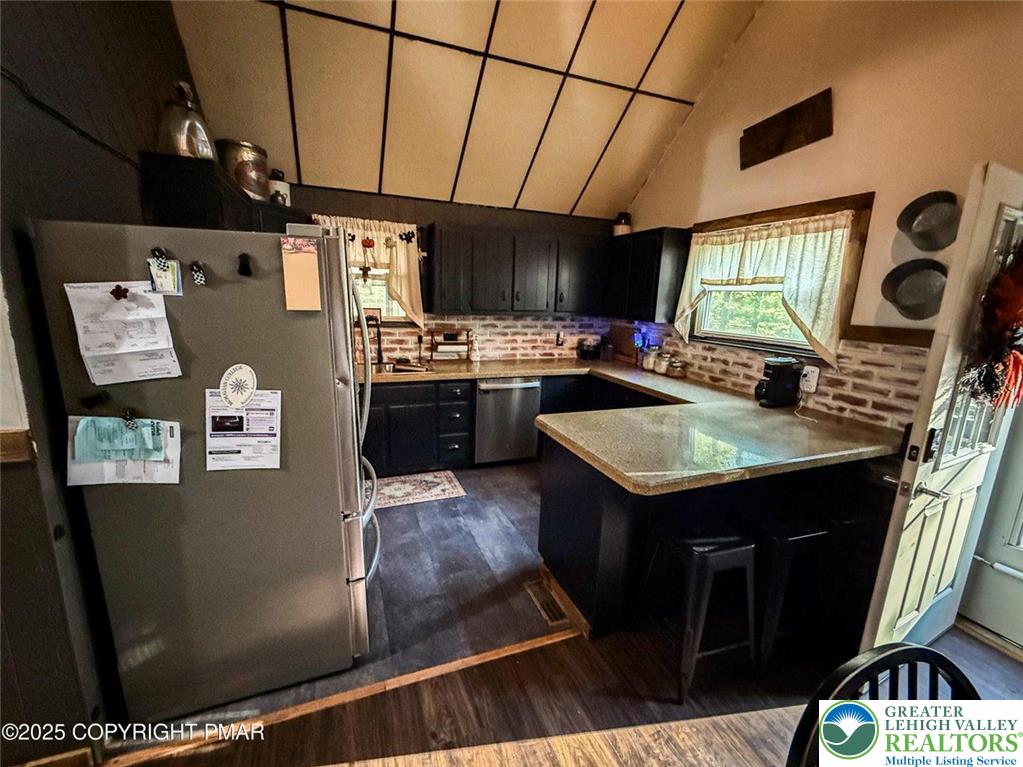 229 Deer Path Kunkletown, PA 18058 - Photo 15 of 29 a kitchen with lots of counter top space