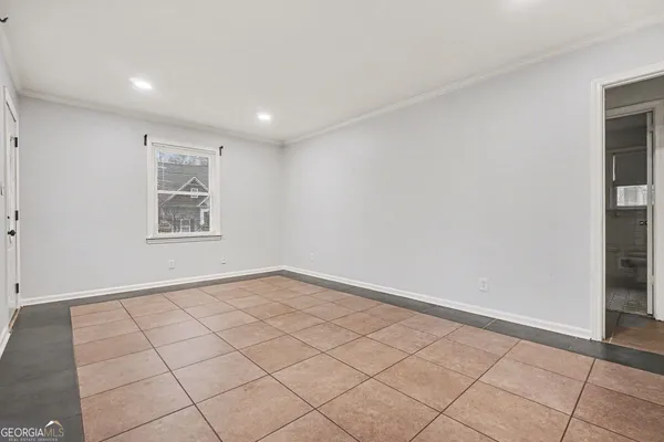 $1,300 | 2874 Cheney Street, Unit 1, East Point, GA 30344
