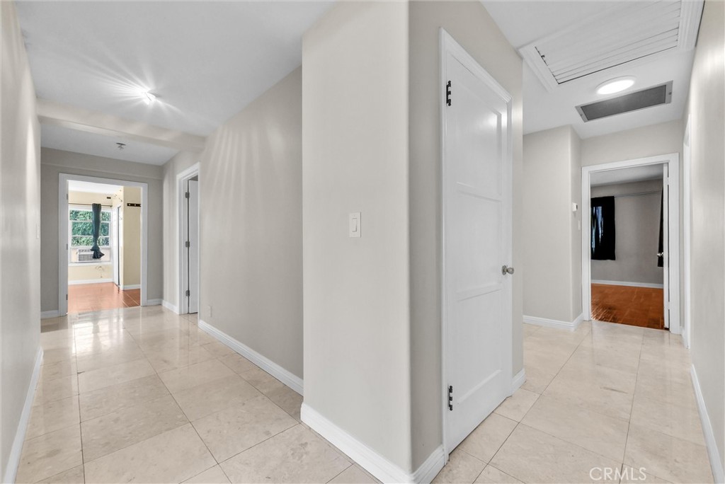 1505 Gratton Street Riverside, CA 92504 - Photo 7 of 66