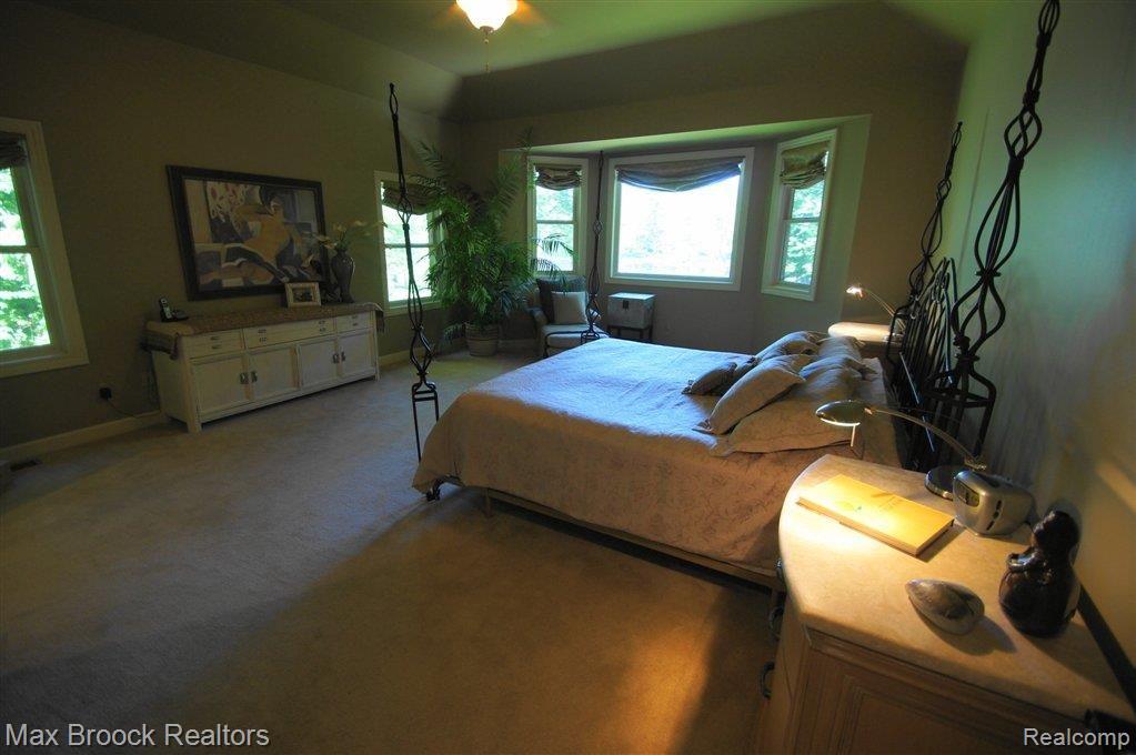 7632 Devins Ridge Clarkston, MI 48348 - Photo 14 of 25 SPACIOUS MASTER SUITE.JPG