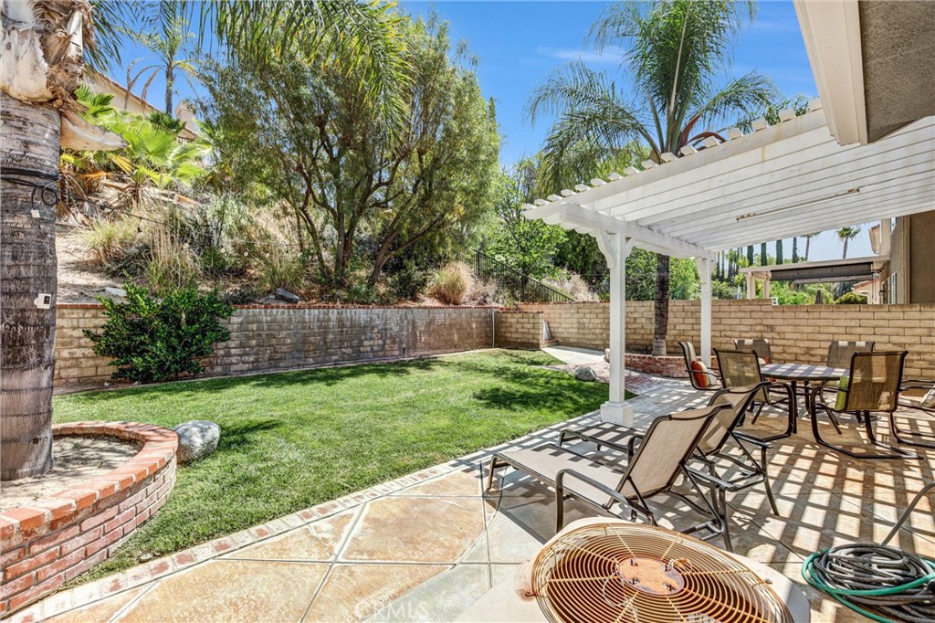 20001 Franks Way Saugus, CA 91350 - Photo 44 of 56