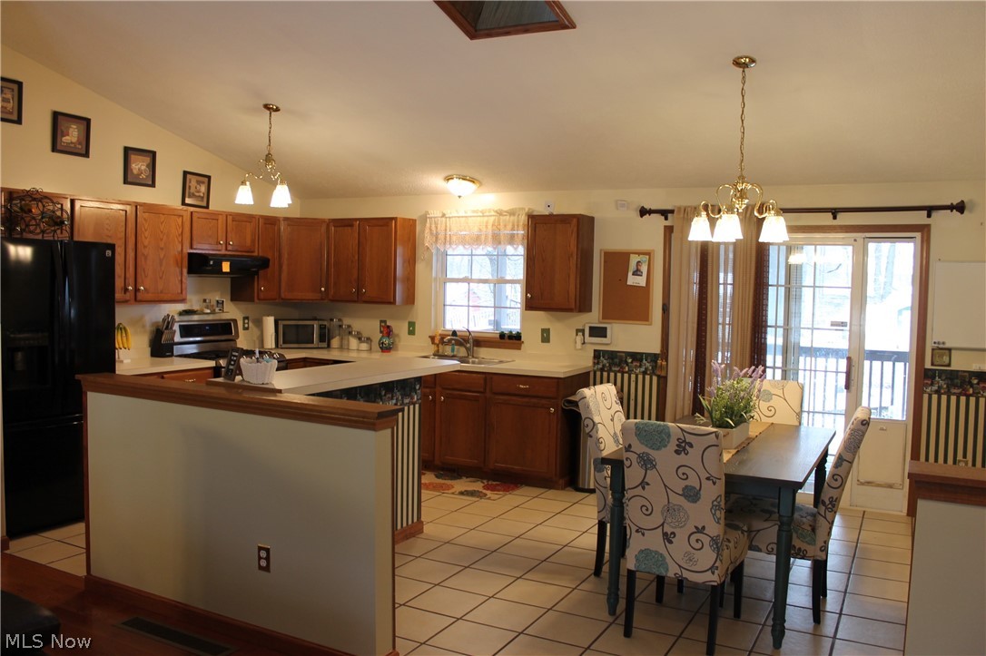 2217 Graham Road Stow, OH 44224 - Photo 11 of 35