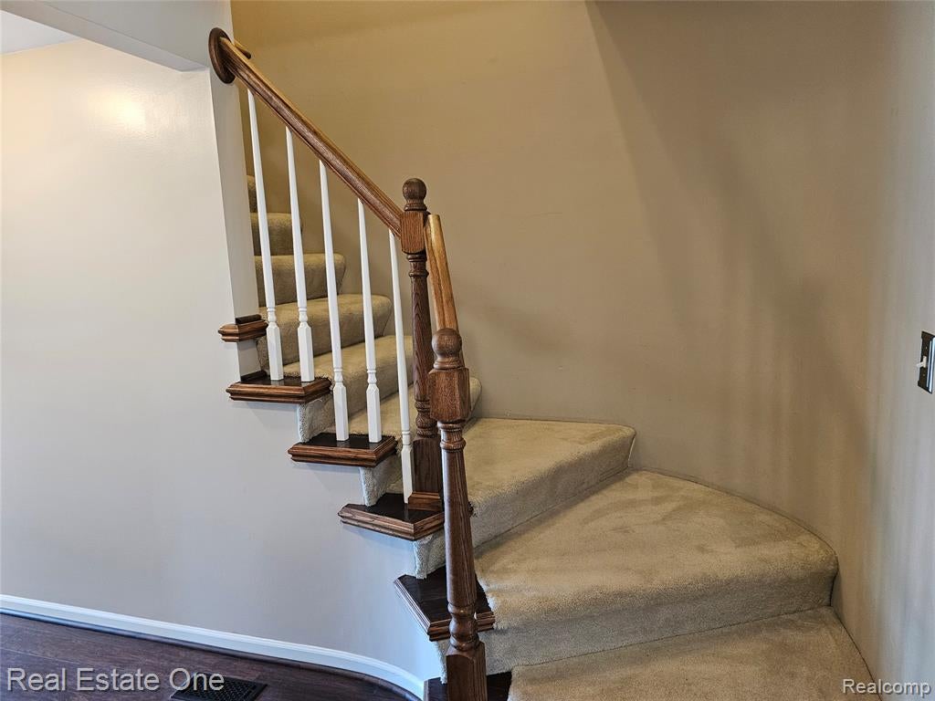2070 Winchester Road Rochester Hills, MI 48307 - Photo 12 of 26 Gallery Image 12