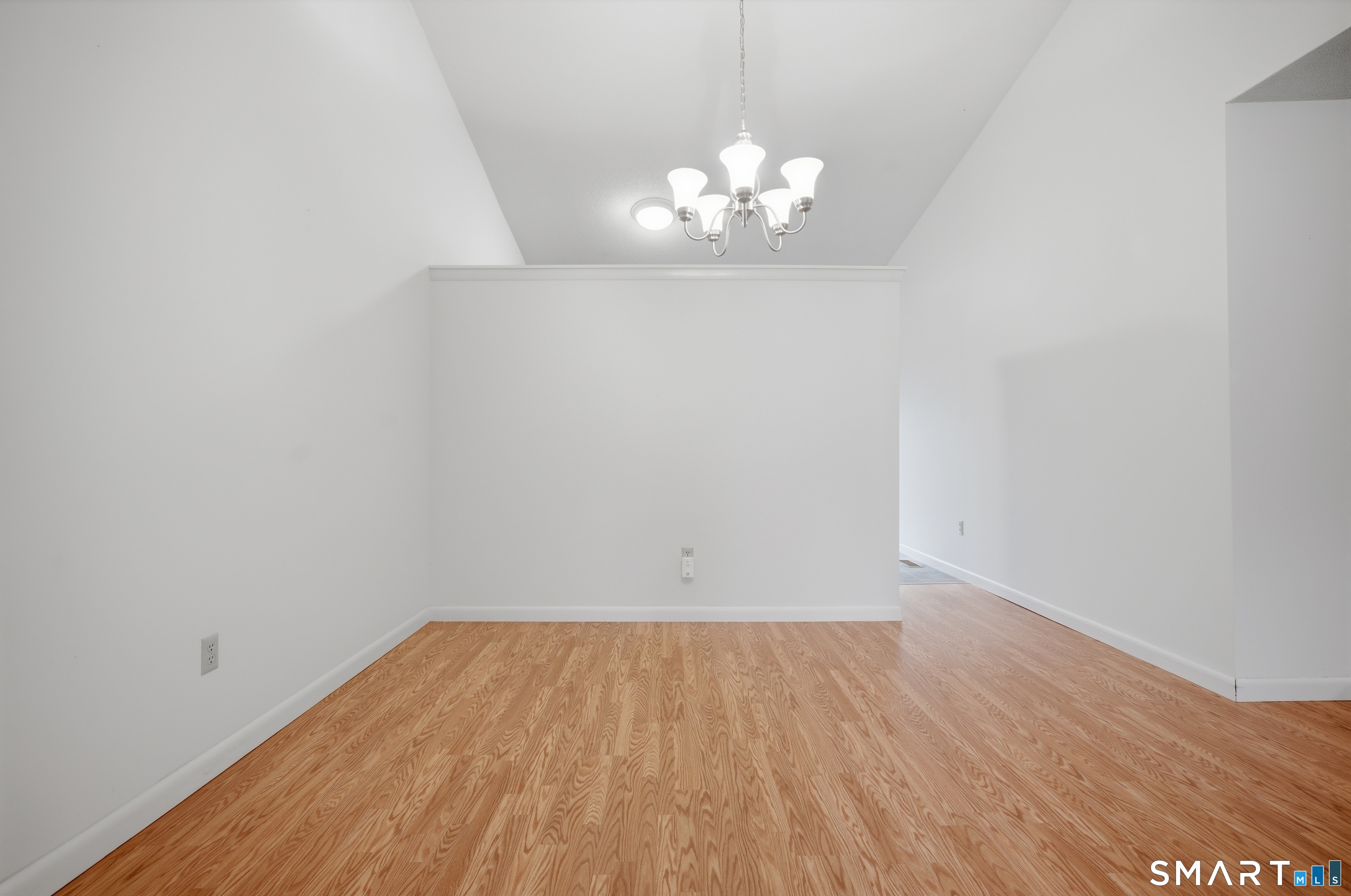 449 South Main Street, Unit 90 Manchester, CT 06040 - Photo 11 of 39