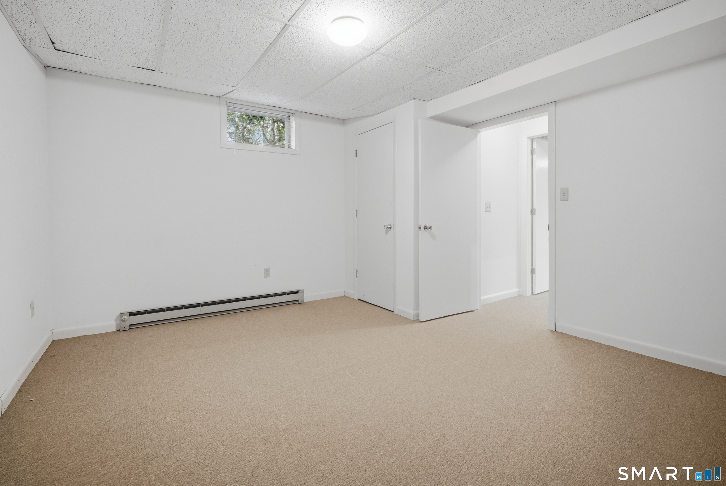 449 South Main Street, Unit 90 Manchester, CT 06040 - Photo 35 of 39 a view of an empty room