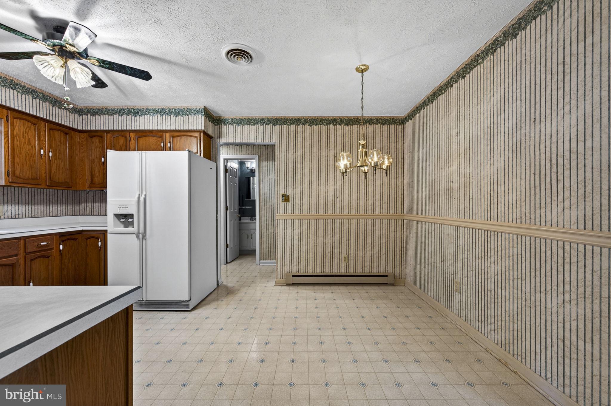 109 Rockbridge Road Stephens City, VA 22655 - Photo 20 of 52 Eat-in area of the kitchen
