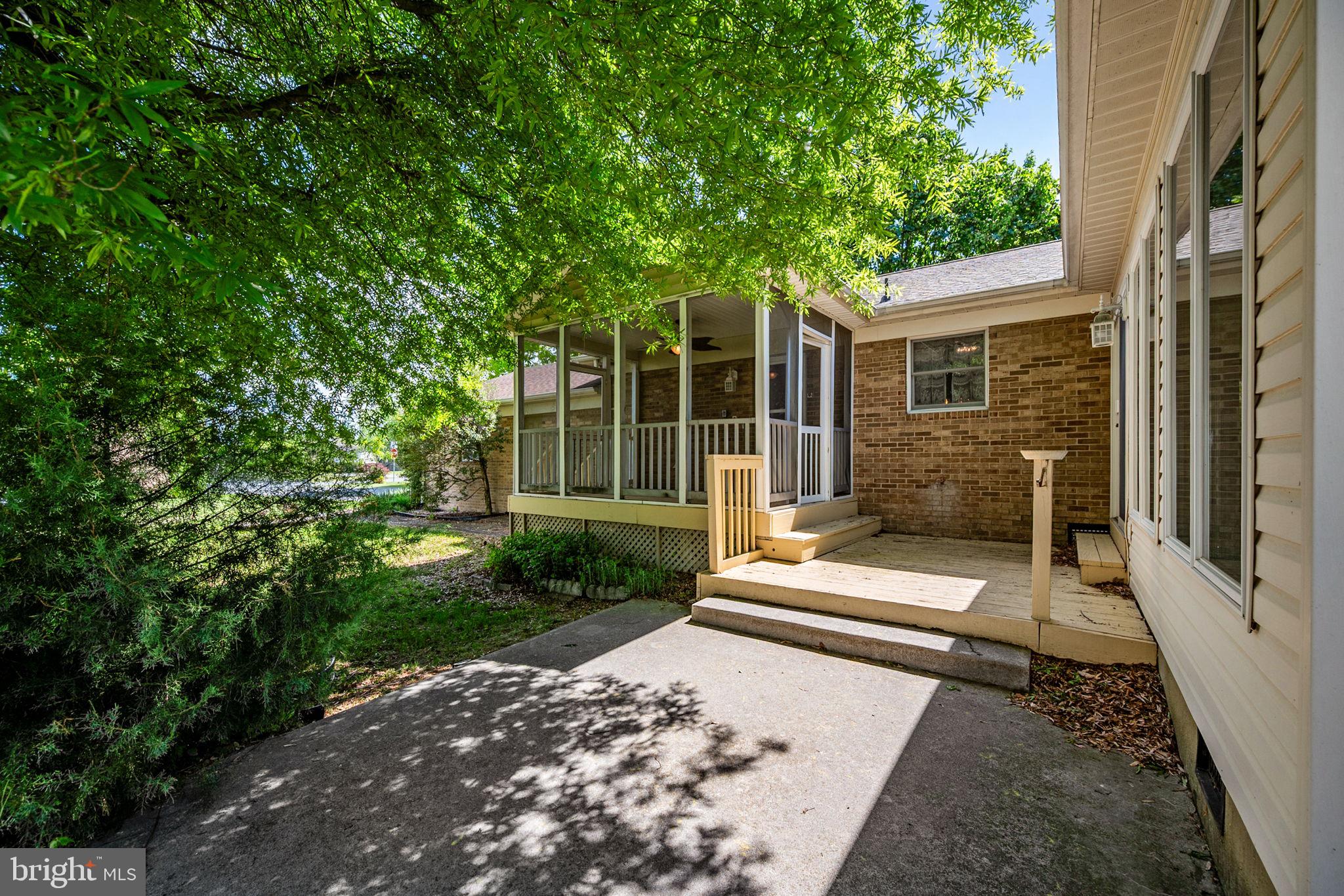 109 Rockbridge Road Stephens City, VA 22655 - Photo 40 of 52 Nice courtyard area in the back of the home