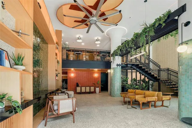 $2,695 | 1701 Simond Avenue, Unit 301, Austin, TX 78723