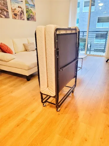 $2,695 | 1701 Simond Avenue, Unit 301, Austin, TX 78723