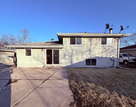 $238,000 | 19816 Orchard Avenue, Lynwood, IL 60411