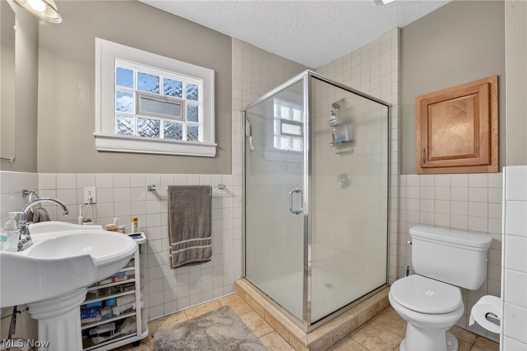3221 Bradford Road Cleveland Heights, OH 44118 - Photo 25 of 37