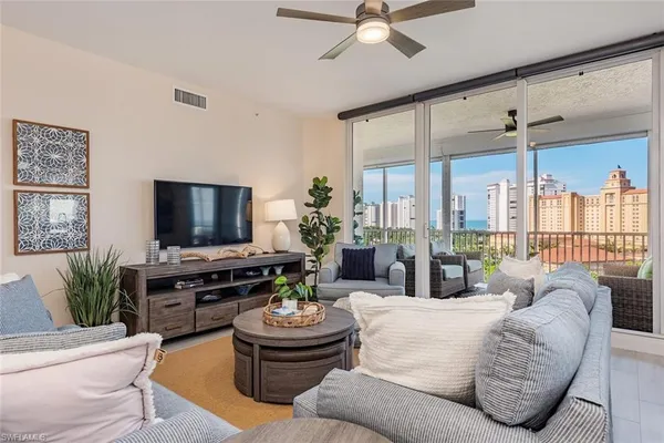 $14,000 | 400 Flagship Drive, Unit 1002, Naples, FL 34108