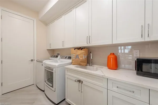 $14,000 | 400 Flagship Drive, Unit 1002, Naples, FL 34108