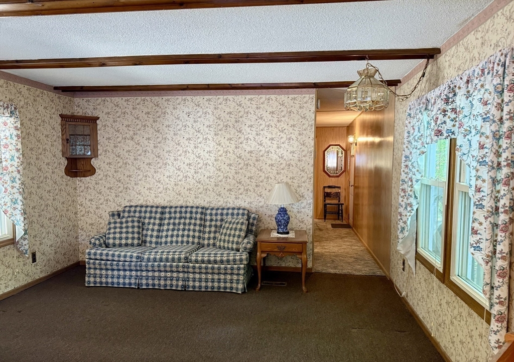 189 Springfield Road, Unit 2 Westfield, MA 01085 - Photo 8 of 19