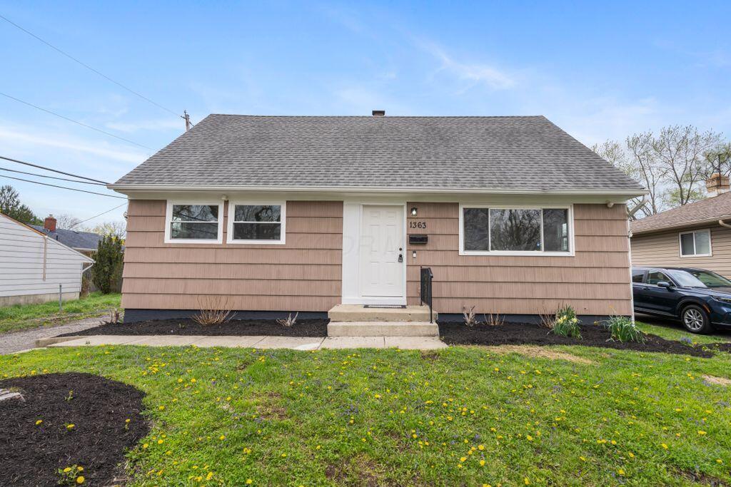 1363 Coburg Road Columbus, OH 43227 - Photo 2 of 37 1363 Coburg Rd