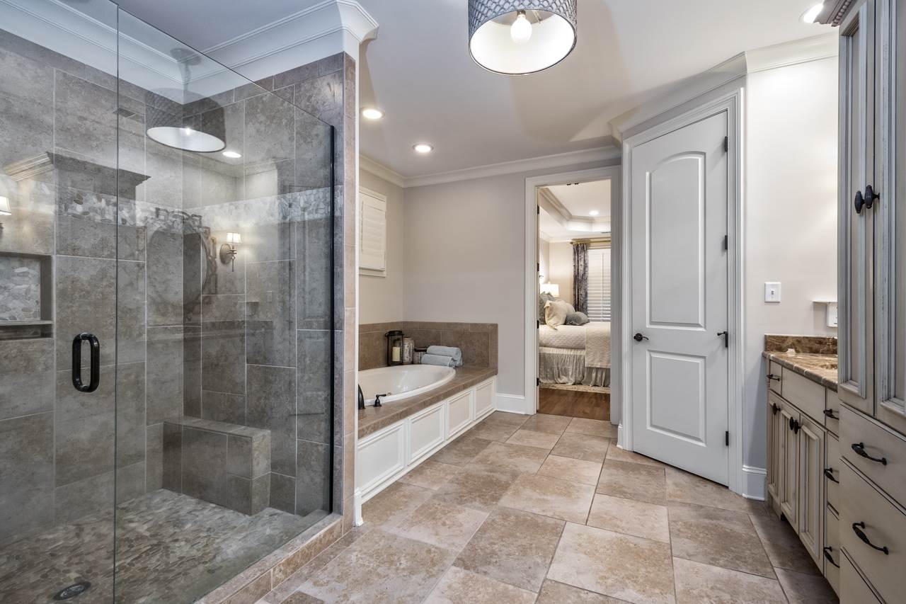 5041 Shady Grove Road Memphis, TN 38117 - Photo 14 of 25