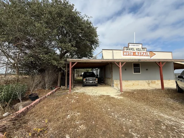 $1,750 | 7200 Farm To Market Road 487, Florence, TX 76527