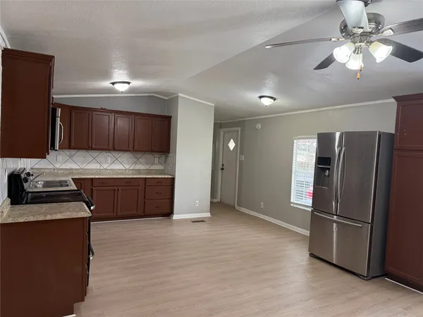 $1,750 | 7200 Farm To Market Road 487, Florence, TX 76527