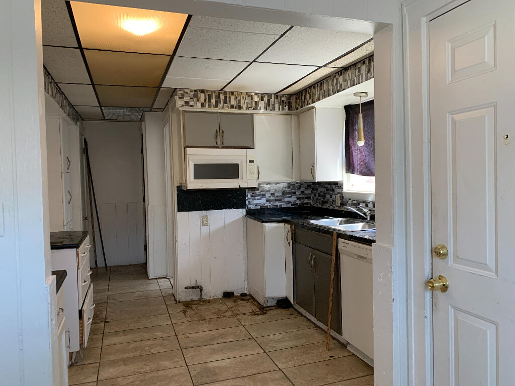 17593 Monica Street Detroit, MI 48221 - Photo 18 of 27 17